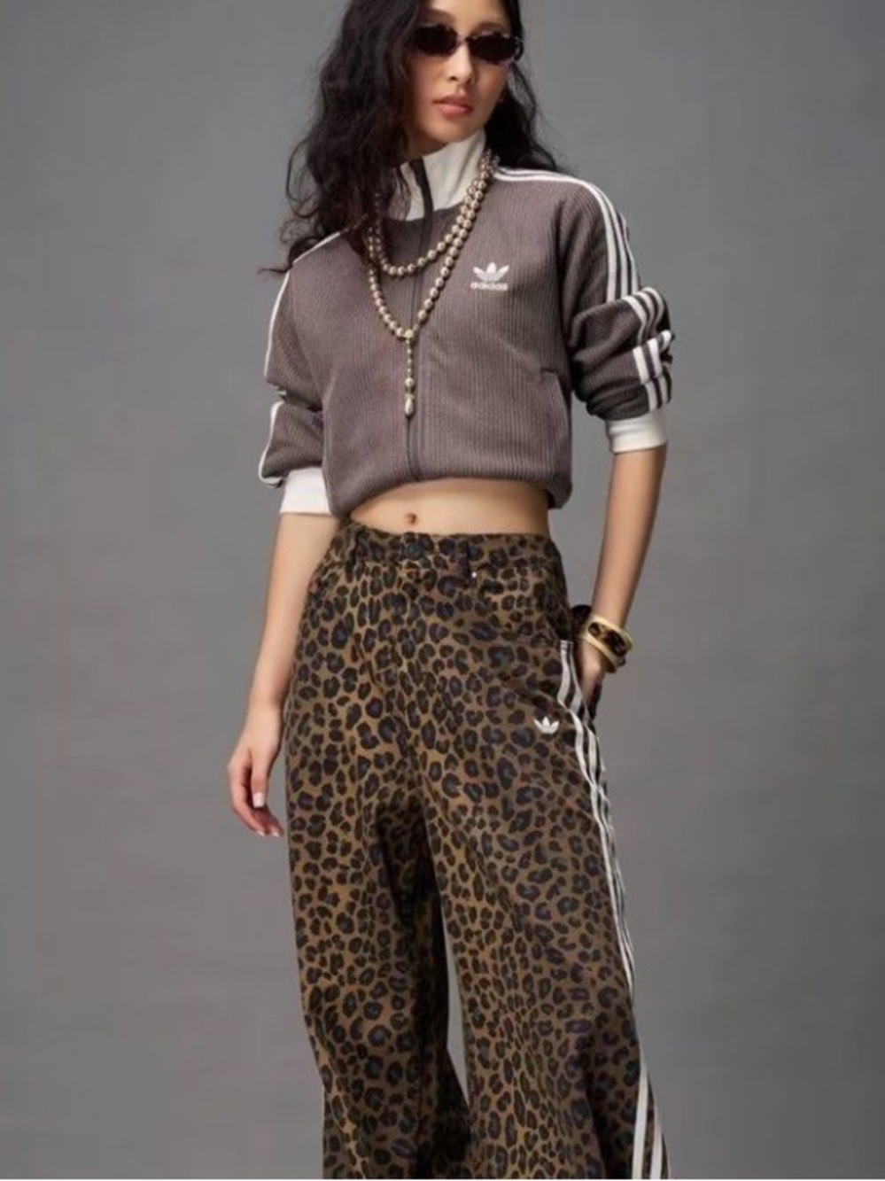 ADIDAS ORIGINALS 3 STRIPES LEOPARD DENIM BERMUDA SHORTS - Picture 3 of 11